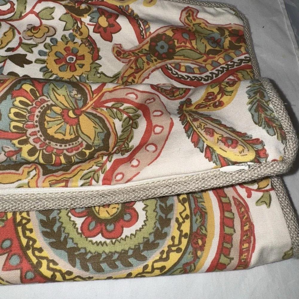 POTTERY BARN Felicity Paisley Throw Pillow Cover‎ 20